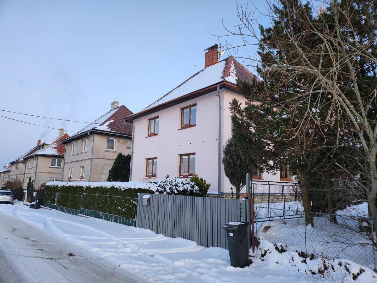 Prazdninovy Dum Varnsdorf Zewnętrze zdjęcie